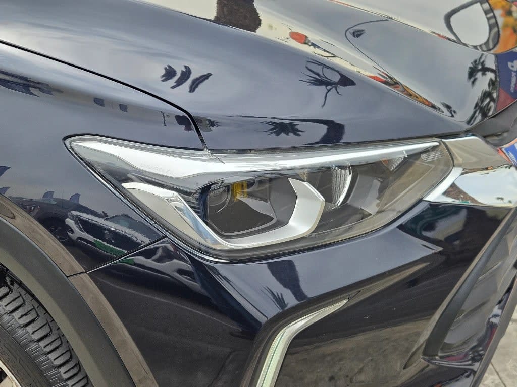 2025 Chevrolet Tracker 1.2T Azul - Miniatura 9