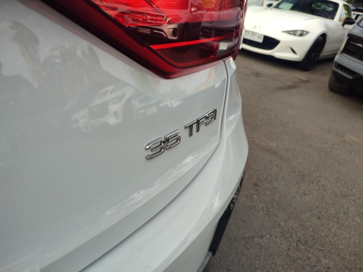 2025 Audi Q3 SPORTBACK - Miniatura 9