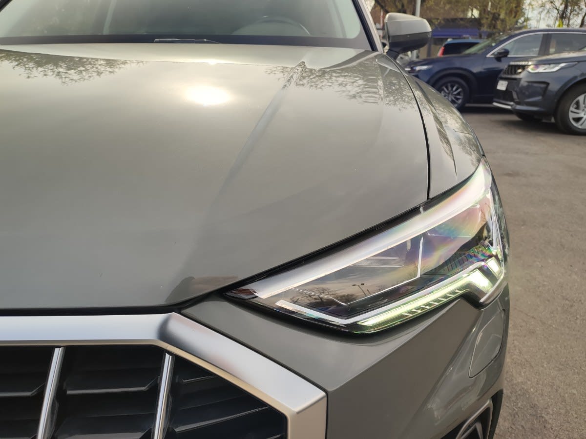 2021 Audi Q3 40 - Miniatura 3