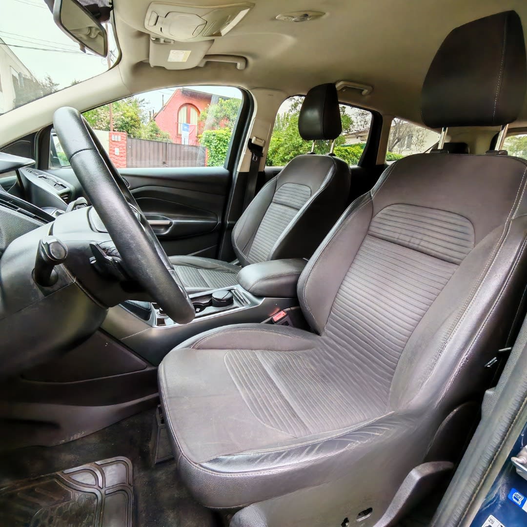 2012 Ford explorer XLT - Miniatura 3