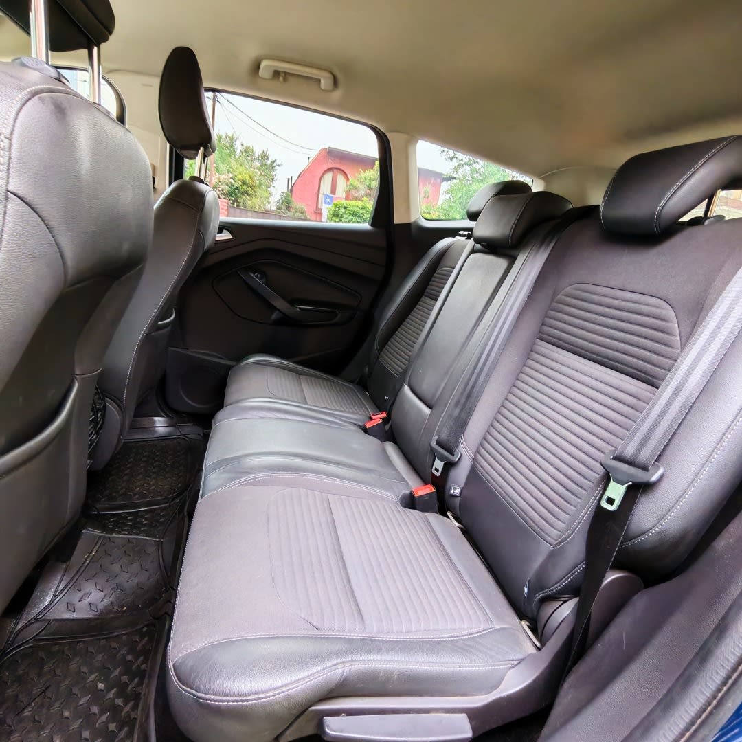 2012 Ford explorer XLT - Miniatura 10