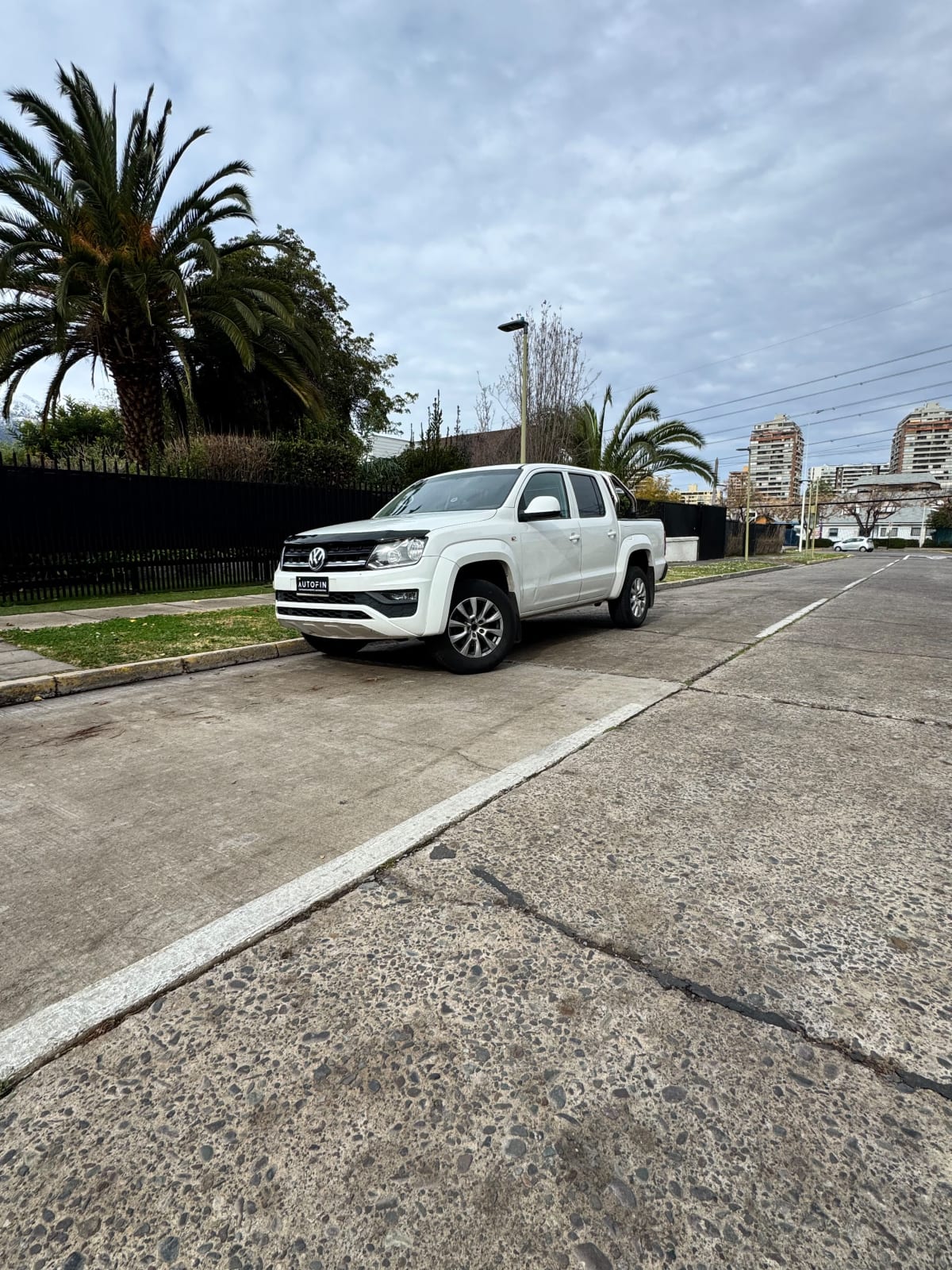 2022 Volkswagen Amarok - Miniatura 2