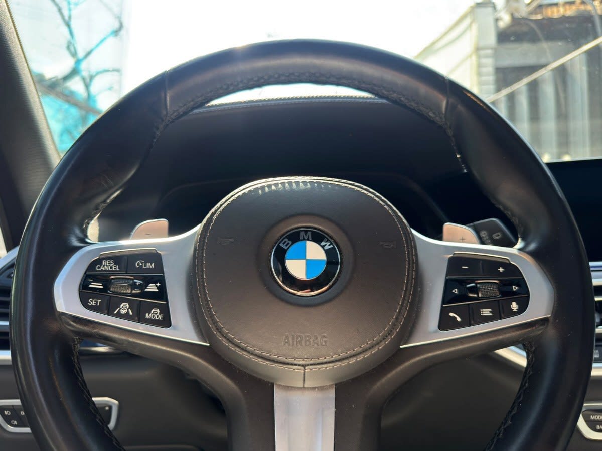 2022 BMW X5 5E Blanco - Miniatura 9