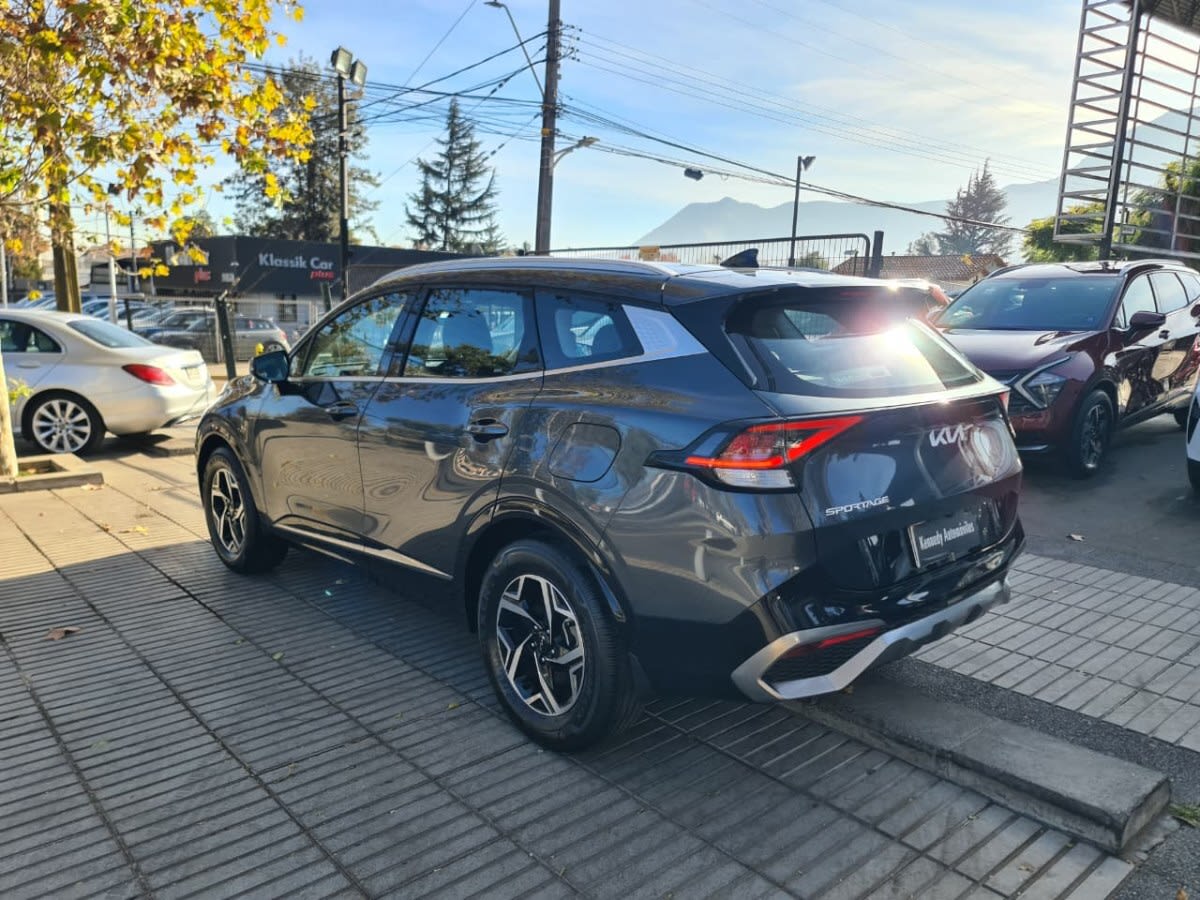 2024 Kia SPORTAGE 2.0 Gris - Miniatura 7