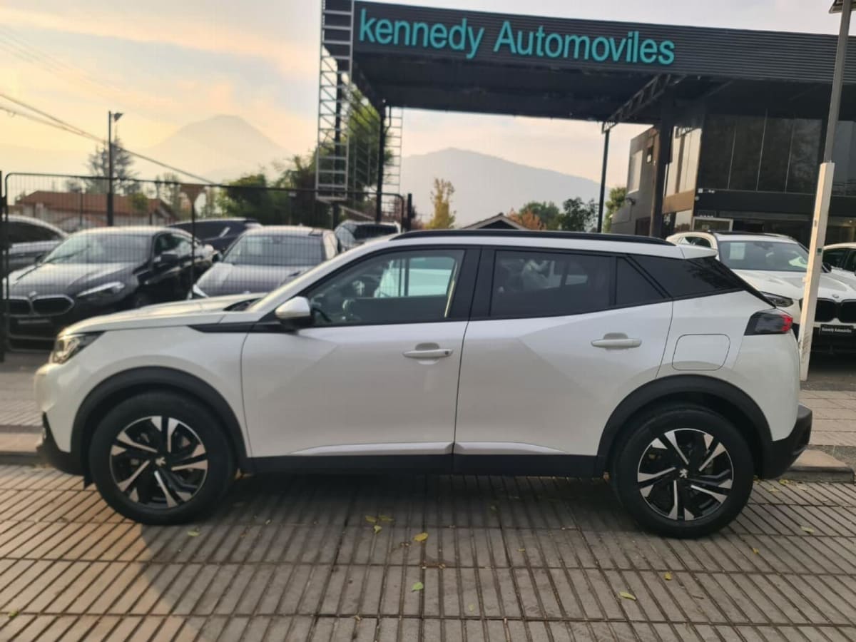 2022 Peugeot 2008 1.5 Blanco - Miniatura 2