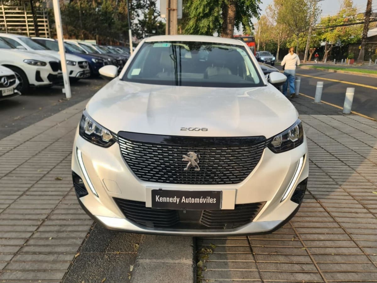 2022 Peugeot 2008 1.5 Blanco - Miniatura 5