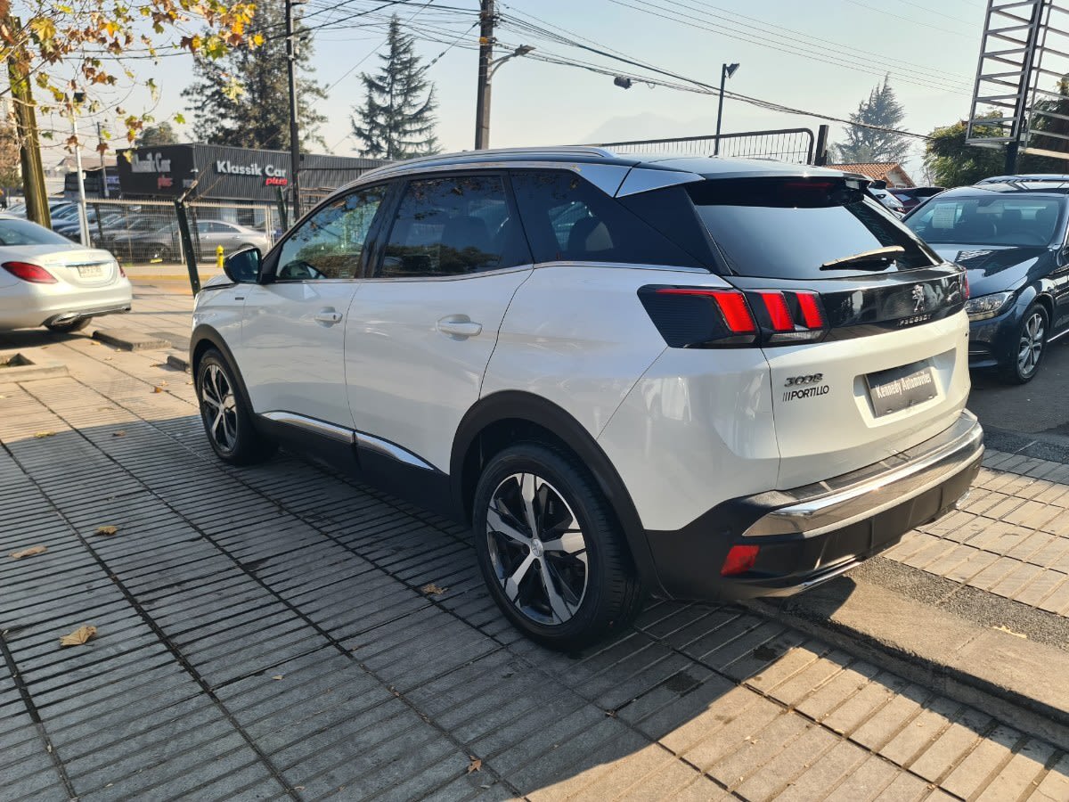 2018 Peugeot 3008 1.6 Blanco - Miniatura 3