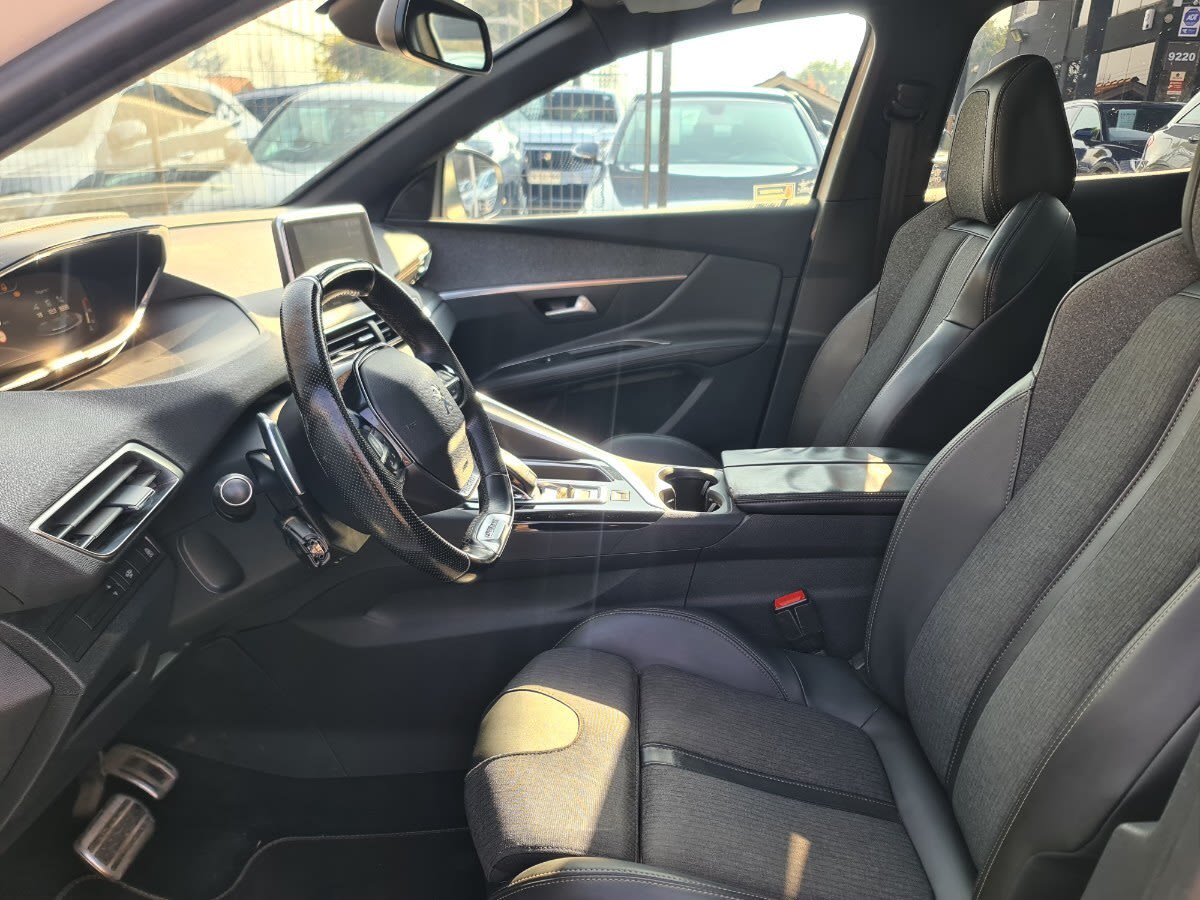 2018 Peugeot 3008 1.6 Blanco - Miniatura 10