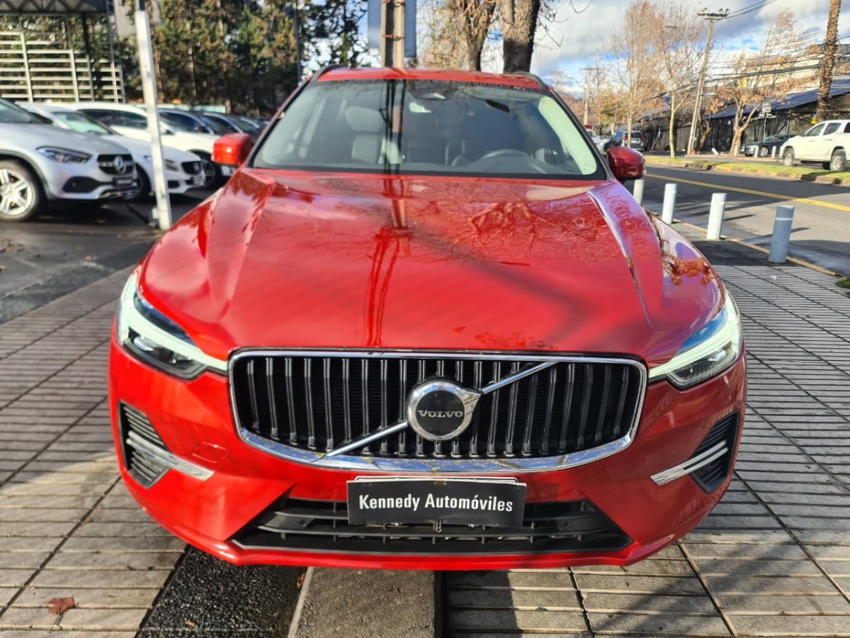 2024 Volvo Xc60 2.0 Rojo - Miniatura 4
