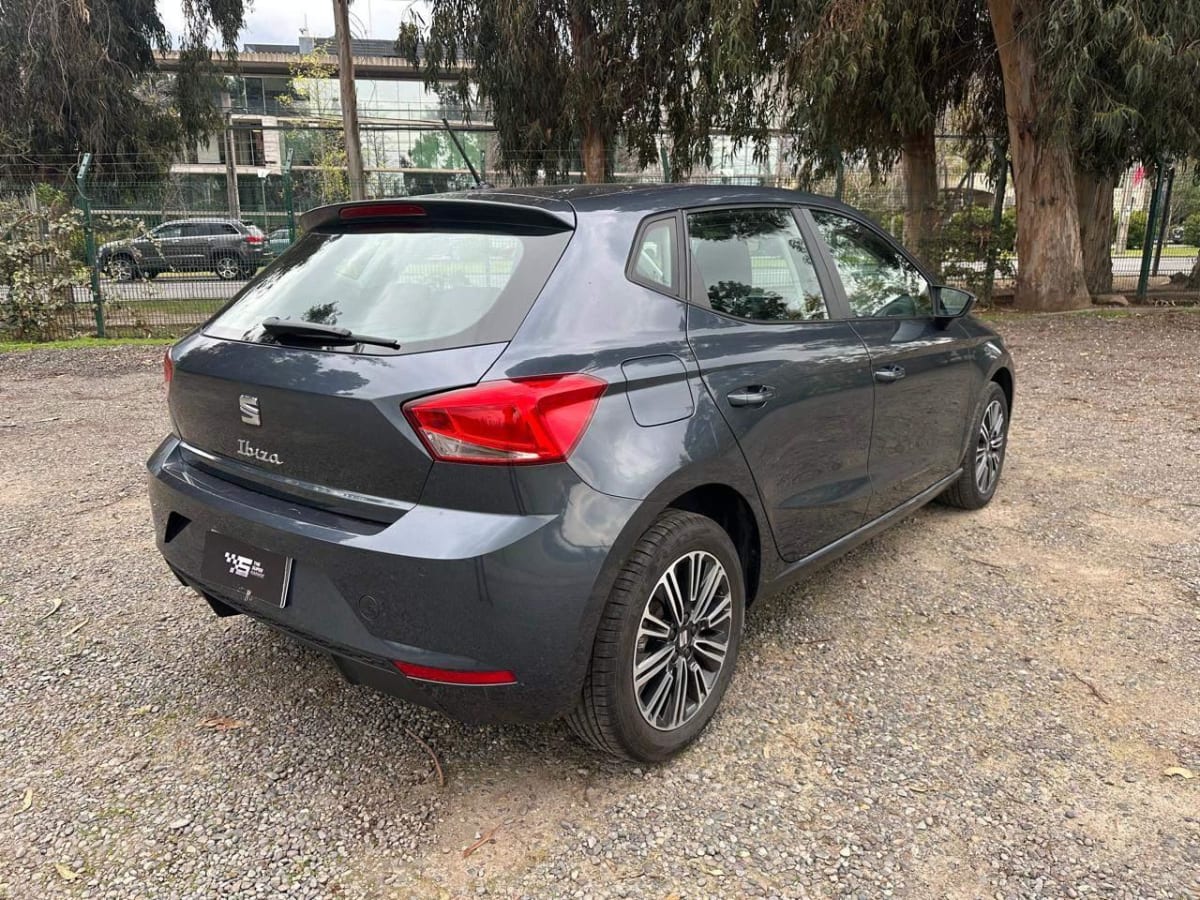 2024 Seat IBIZA 1.0 Gris - Miniatura 5