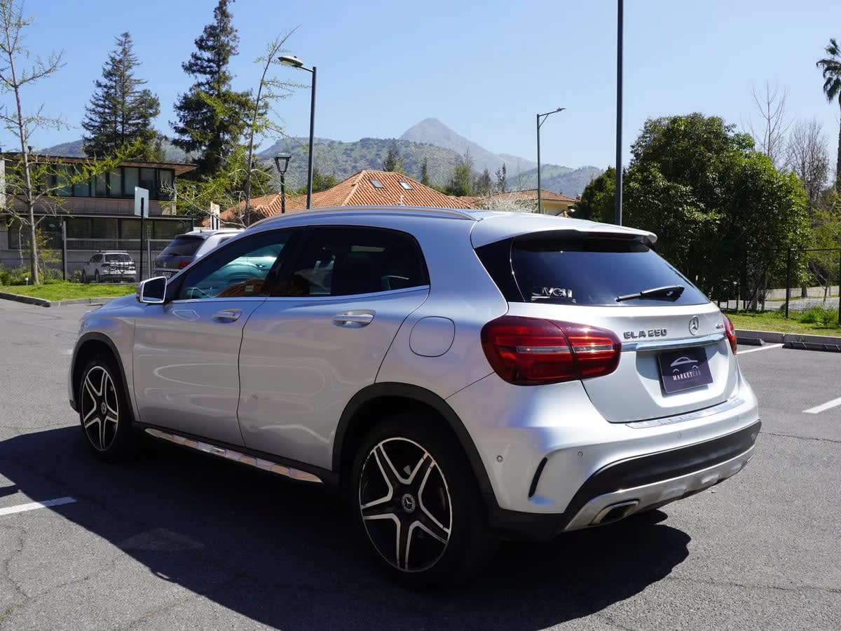 2020 MERCEDES BENZ GLA 250 GLA Gris - Miniatura 7