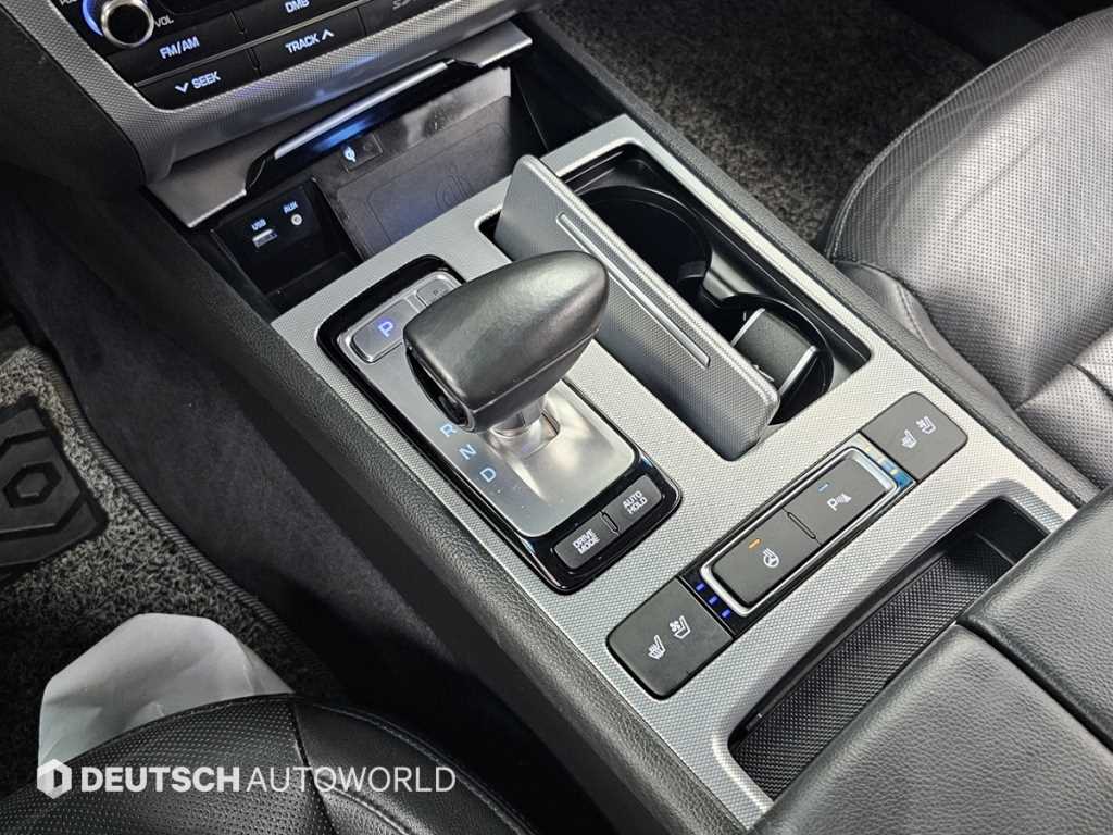 2017 Genesis G80 Ref 418084 Black - Miniatura 9