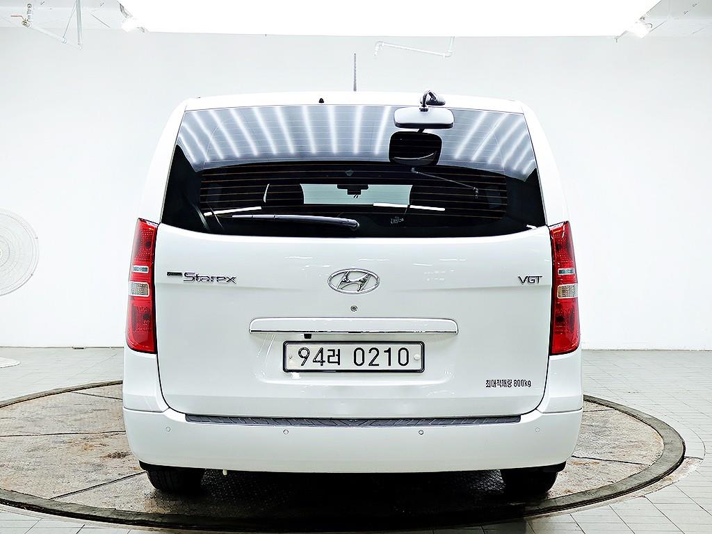 2017 Hyundai Starex Ref 418071 White - Miniatura 3