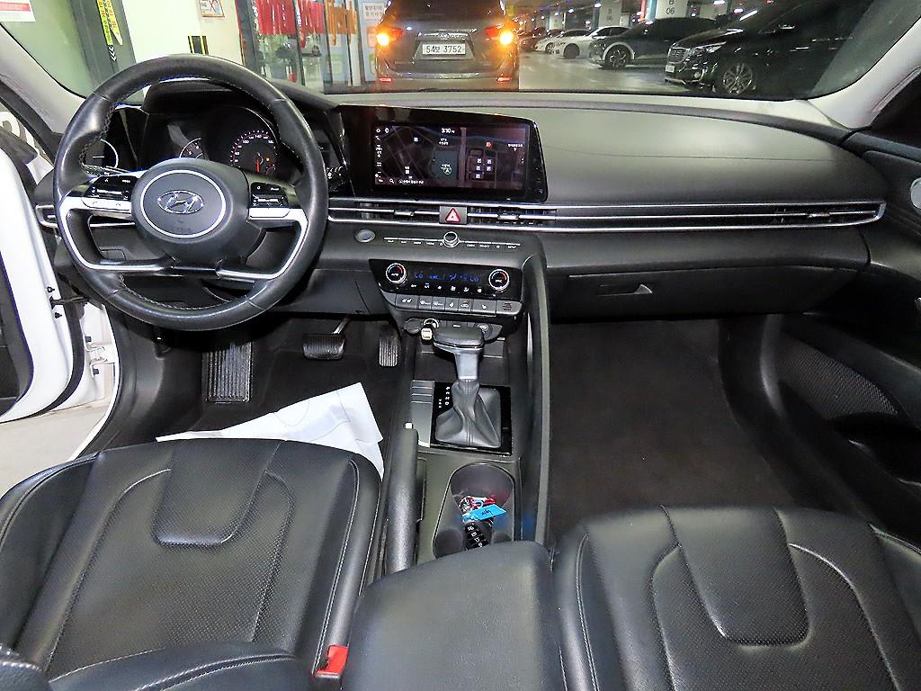 2022 Hyundai Avante Ref 418050 - Miniatura 10