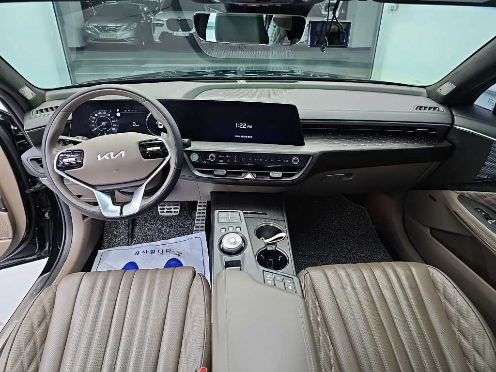 2023 KIA K8 Ref 418069 Black - Miniatura 7