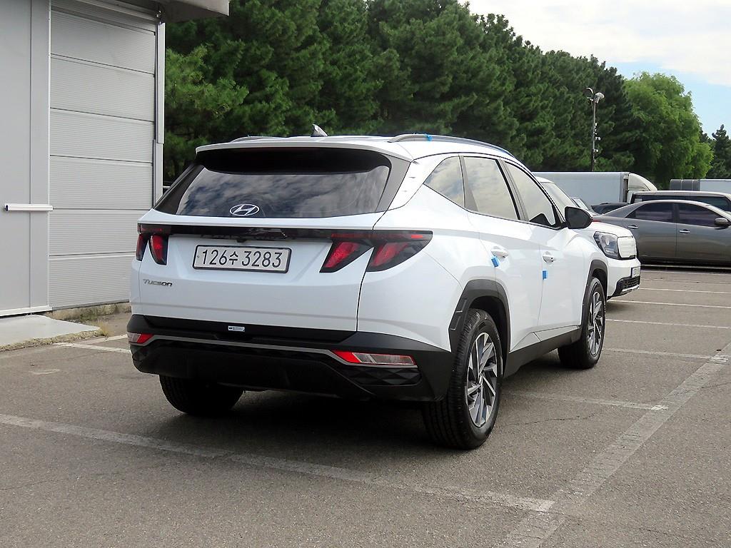 2023 Hyundai Tucson Ref 417973 White - Miniatura 4