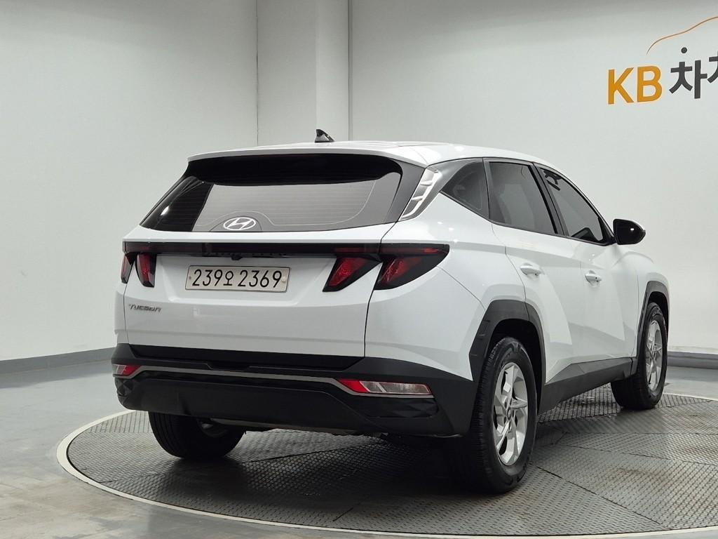 2023 Hyundai Tucson Ref 417735 White - Miniatura 3