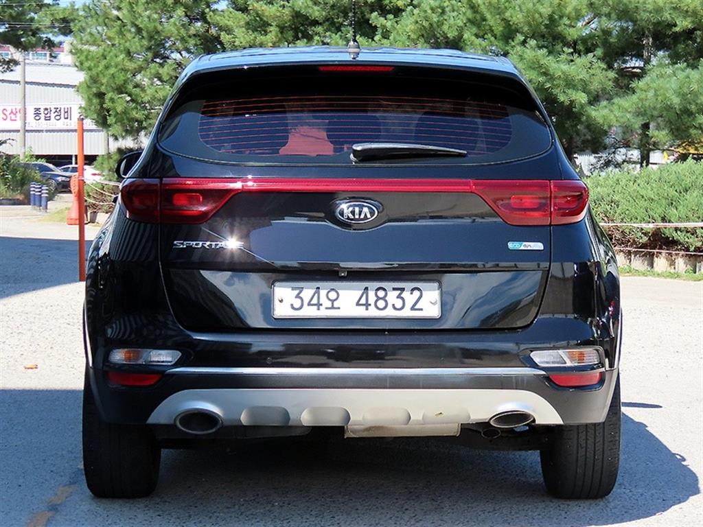 2019 KIA Sportage Ref 418002 Black - Miniatura 4