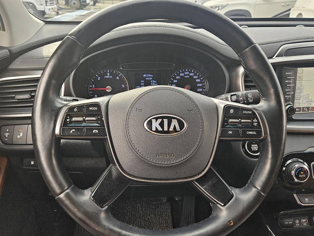2018 KIA Sorento Ref 417860 Black - Miniatura 5