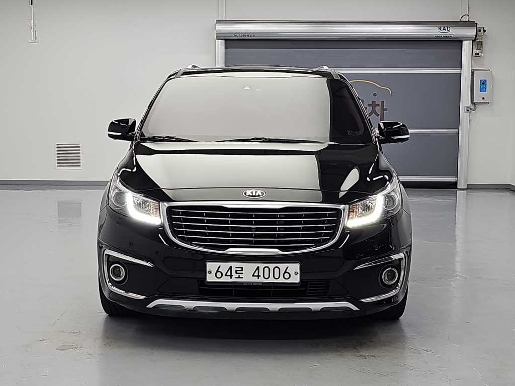 2018 KIA Carnival Ref 418024 Black - Miniatura 2