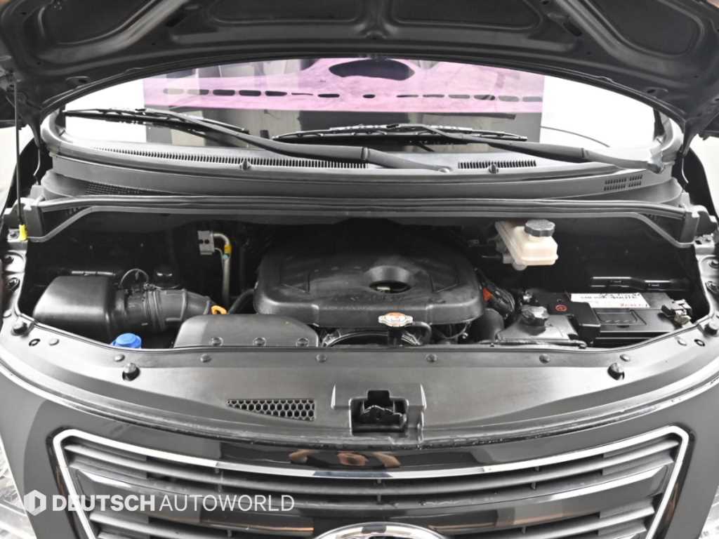 2018 Hyundai Starex Ref 417996 Black - Miniatura 6