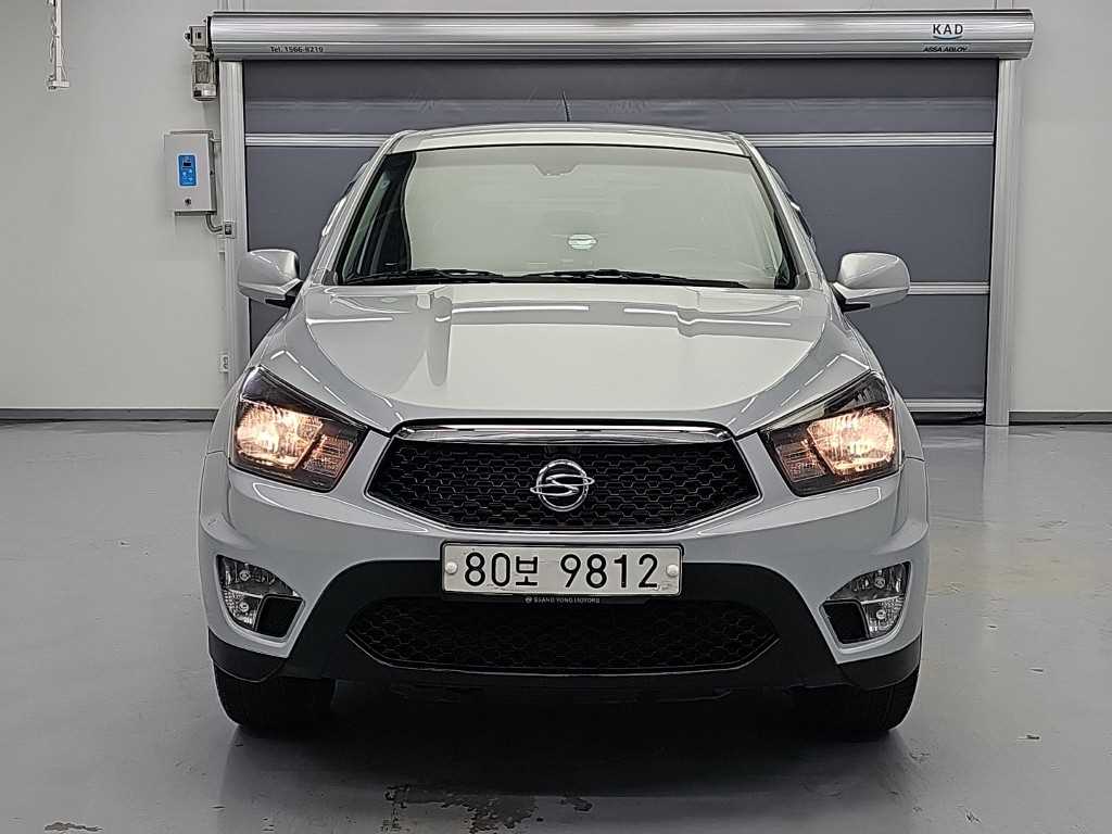 2012 SsangYong Korando Ref 418064 Silver - Miniatura 2
