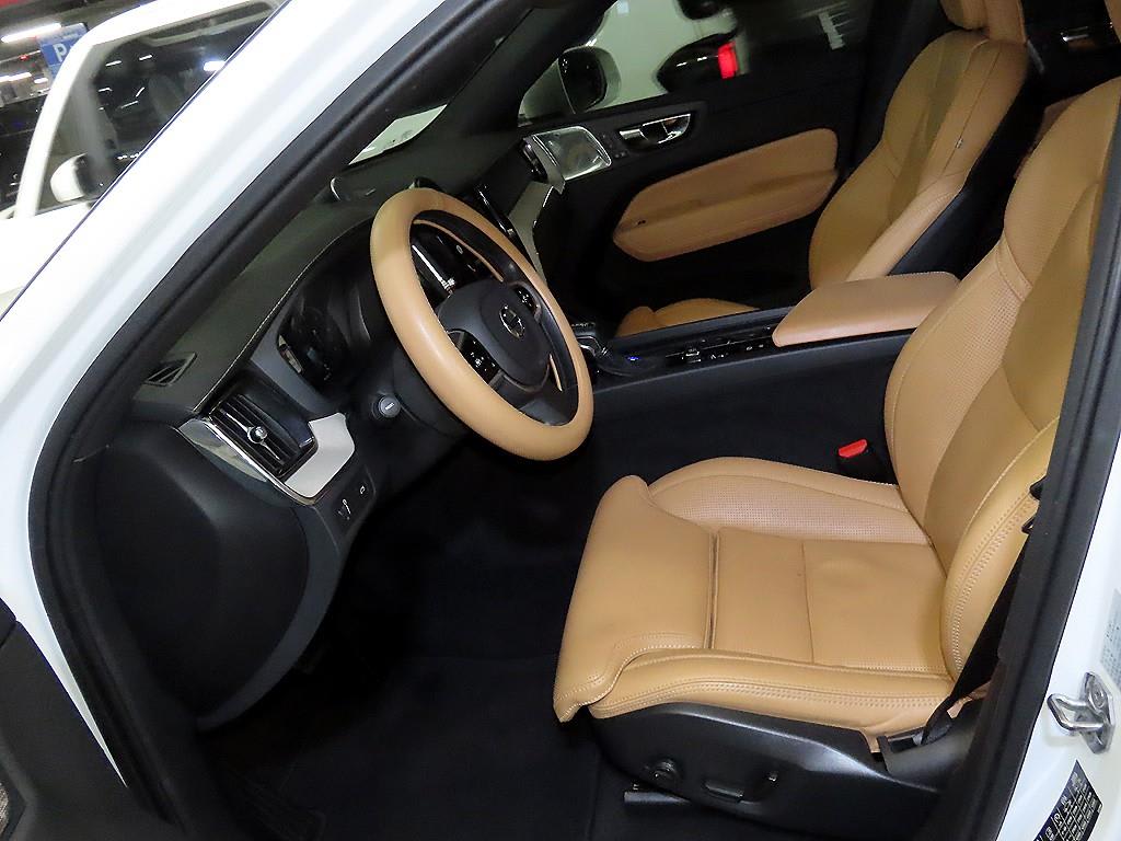2020 Volvo Xc60 Ref 418058 White - Miniatura 6