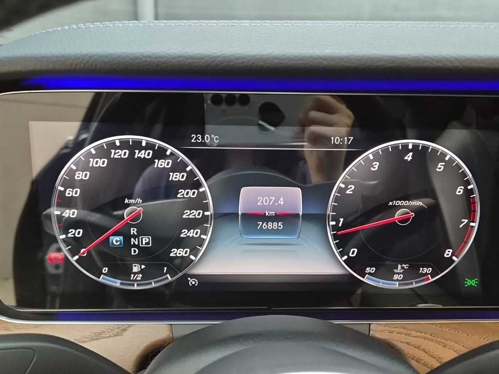 2019 Mercedes-Benz Clase E Mercedes Benz E Class Ref 418021 - Miniatura 8