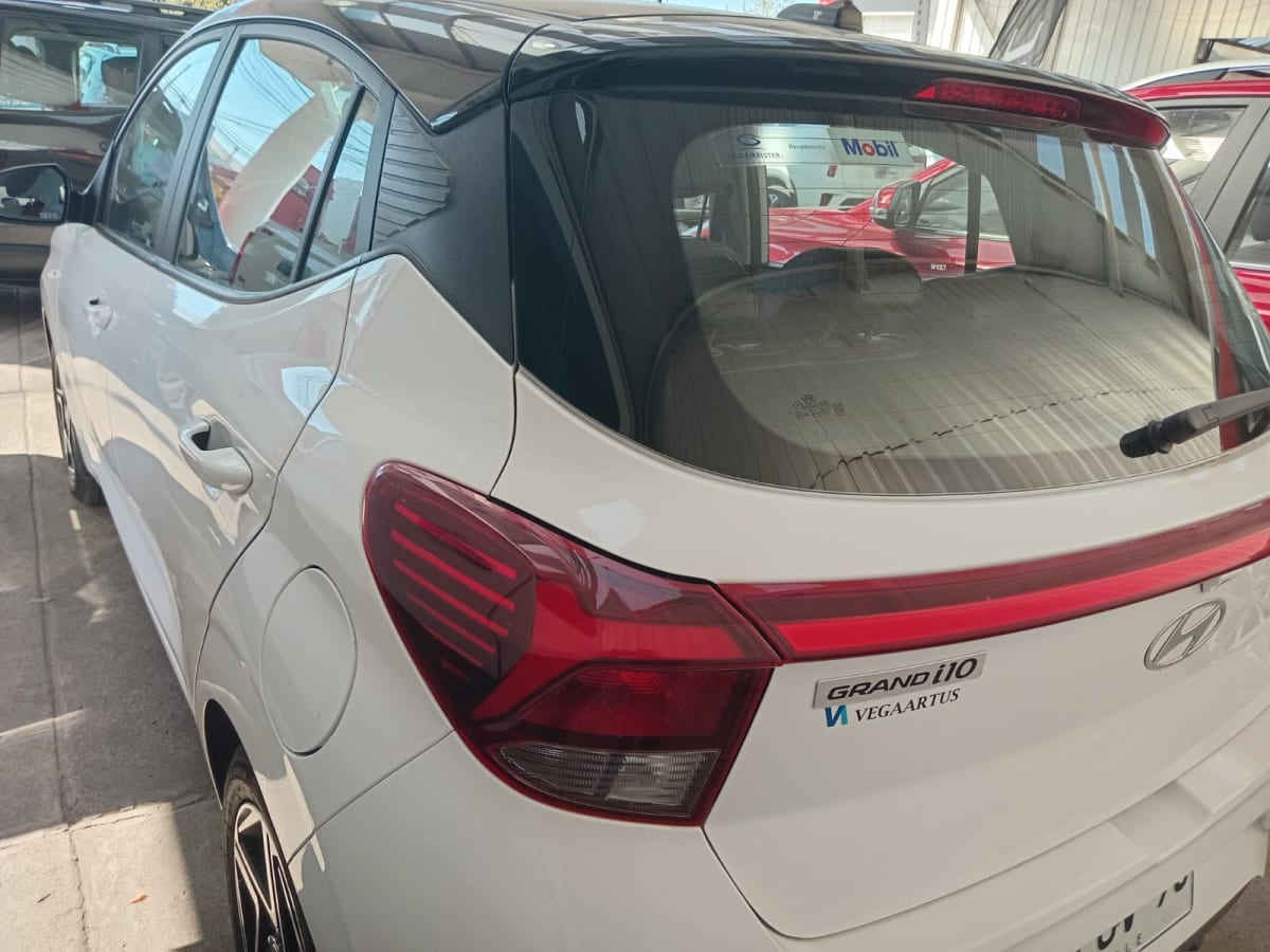 2024 HYUNDAI GRAN I10 HB HB Blanco - Miniatura 3