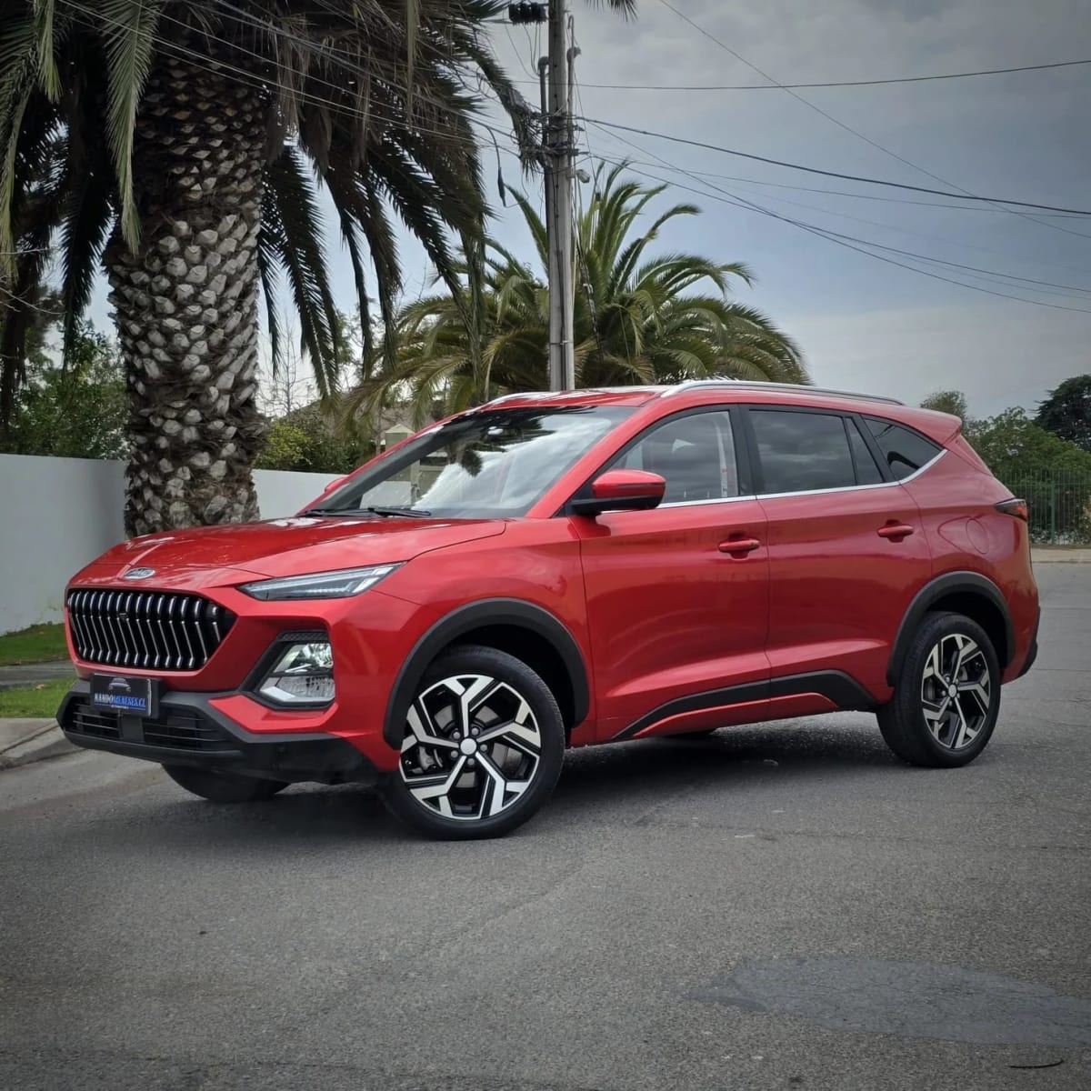 2024 JAC JS8 - Imagen 1