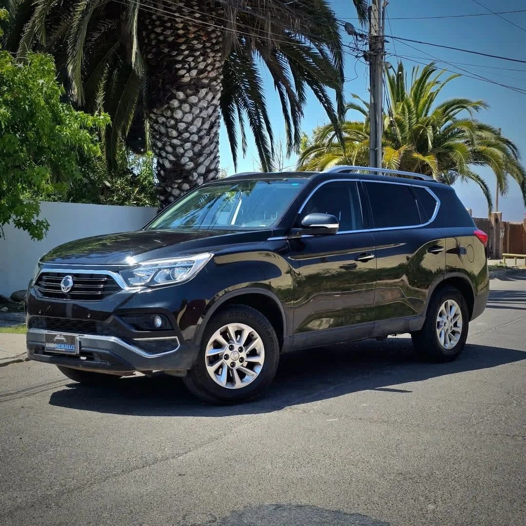 2019 Ssangyong Rexton - Imagen 1