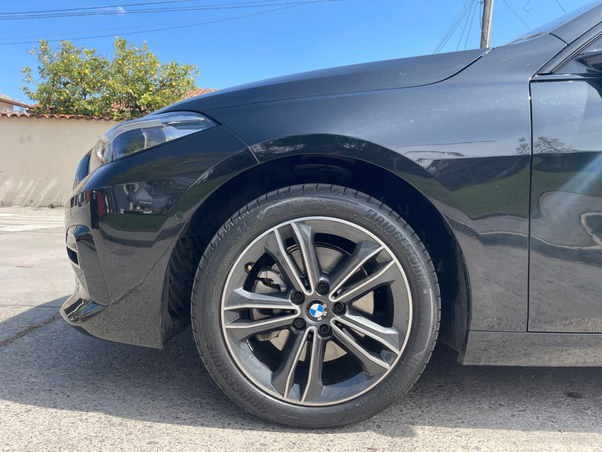 BMW 218I — foto 17 de 34