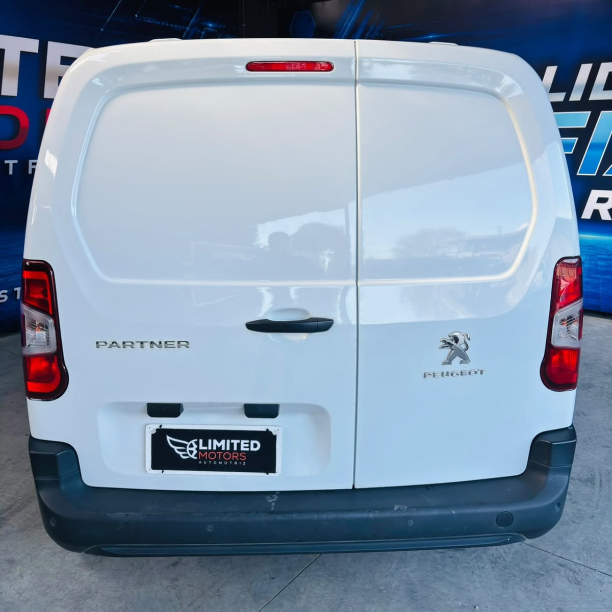 2024 Peugeot PARTNER L1 BLUE HDI 100 1.5 L1 - Miniatura 9
