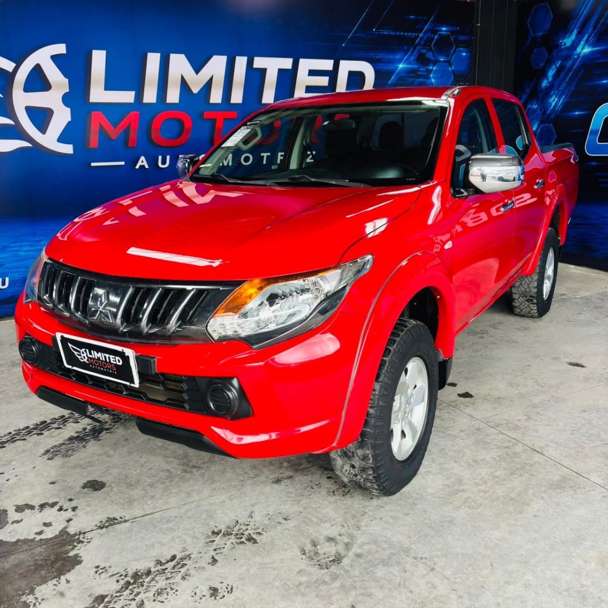 2019 Mitsubishi L200 KATANA CRT 4X4 2.4 - Miniatura 3