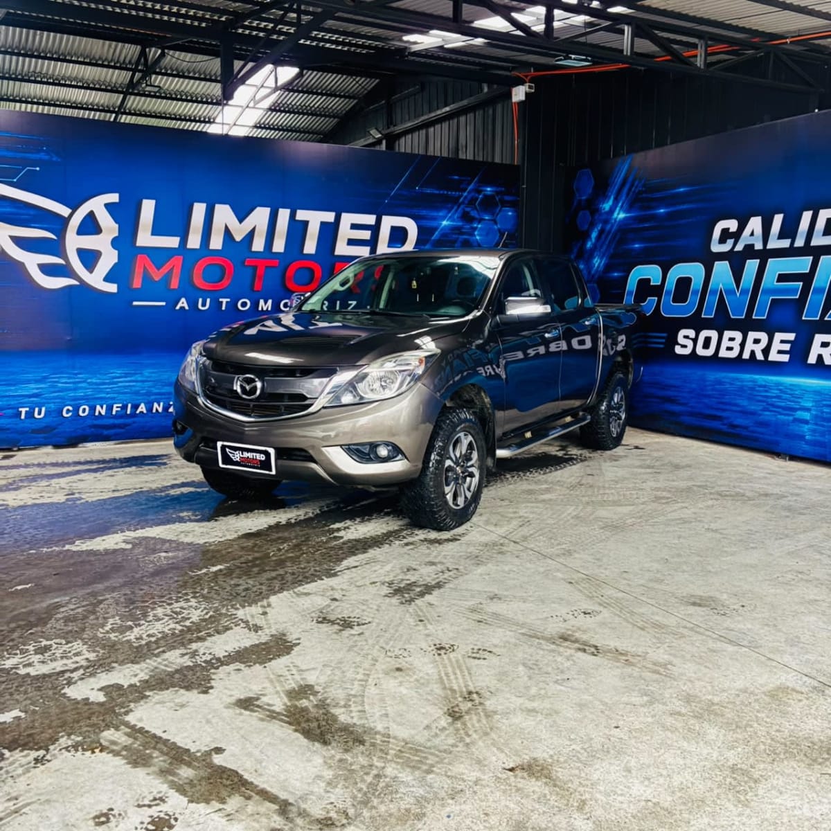 2019 Mazda NEW BT 50 DCAB SDX 4X4 3.2 AUT - Imagen 1
