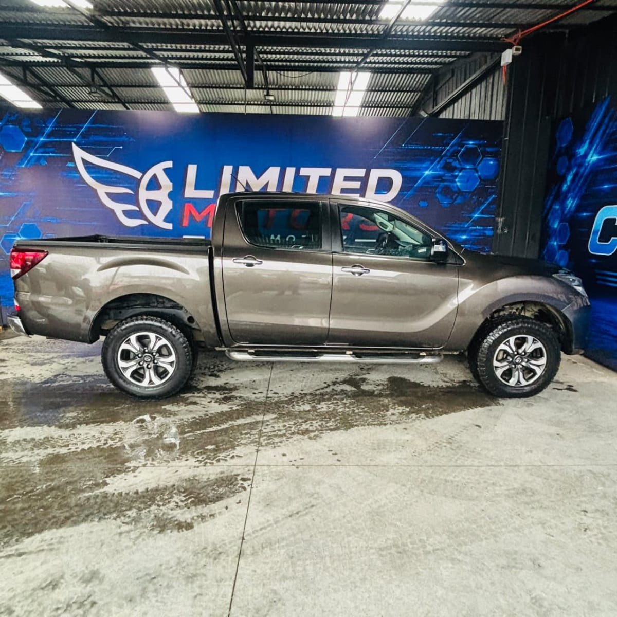 2019 Mazda NEW BT 50 DCAB SDX 4X4 3.2 AUT - Miniatura 6