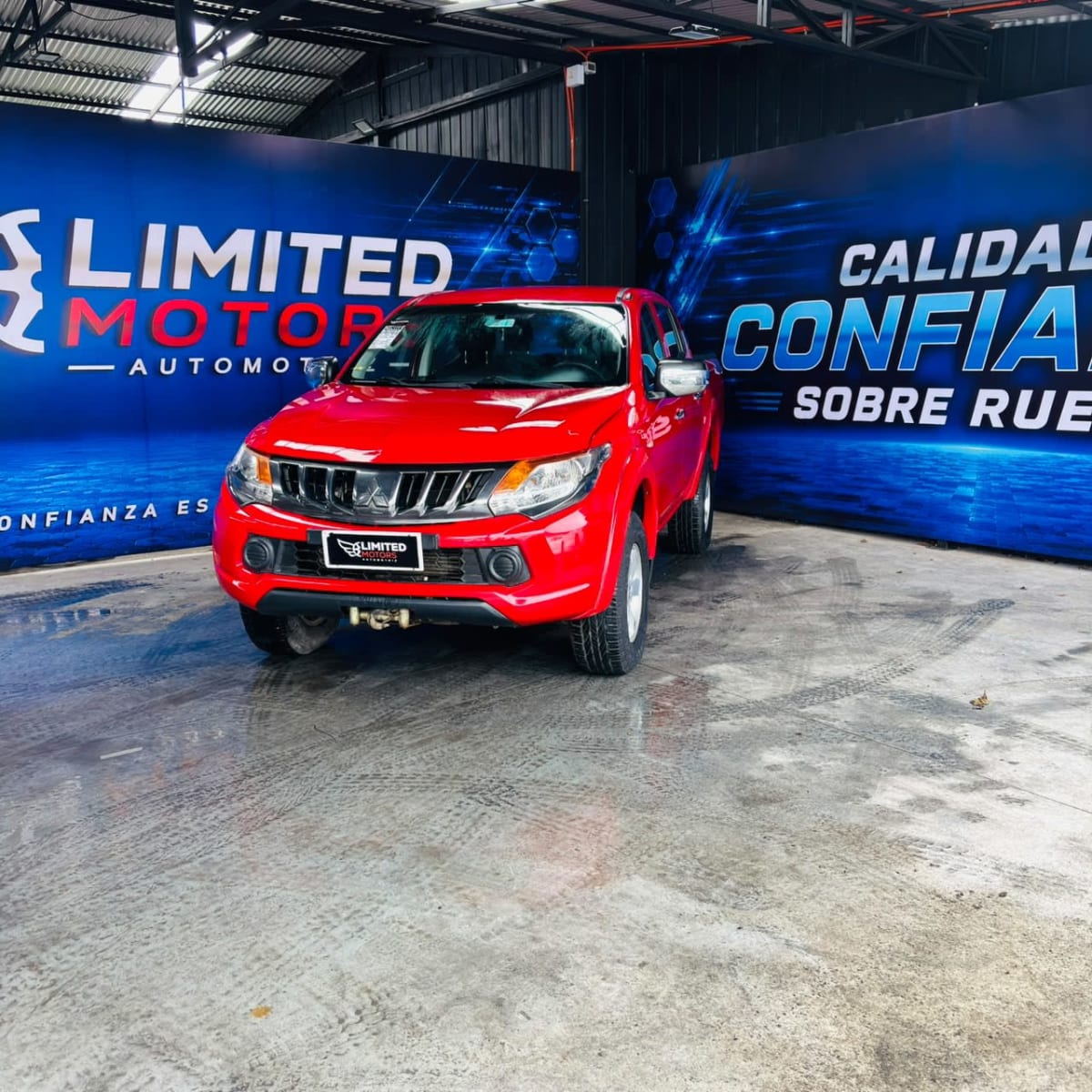 2019 Mitsubishi L200 KATANA CRT 4X4 2.4 - Imagen 1