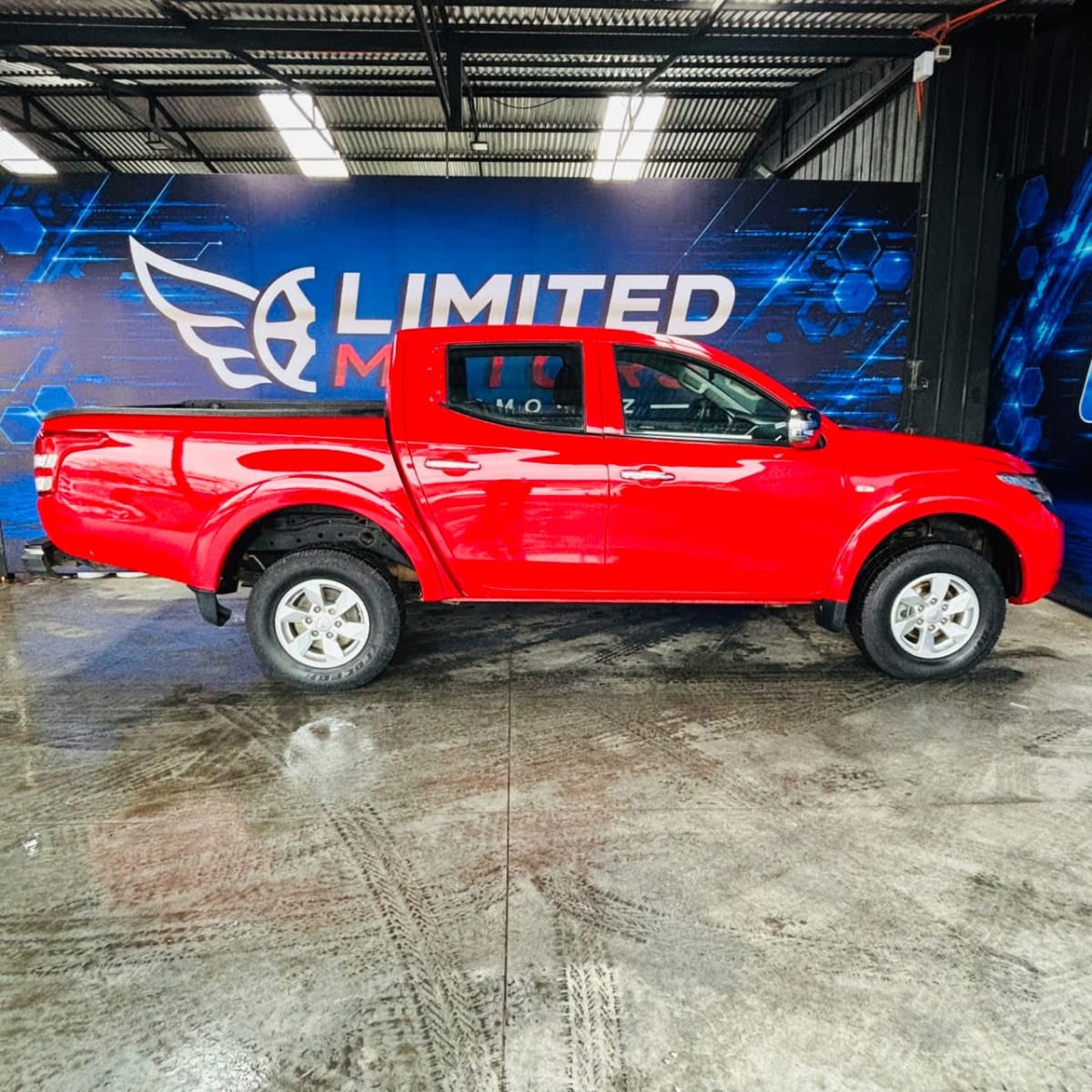 2019 Mitsubishi L200 KATANA CRT 4X4 2.4 - Miniatura 6