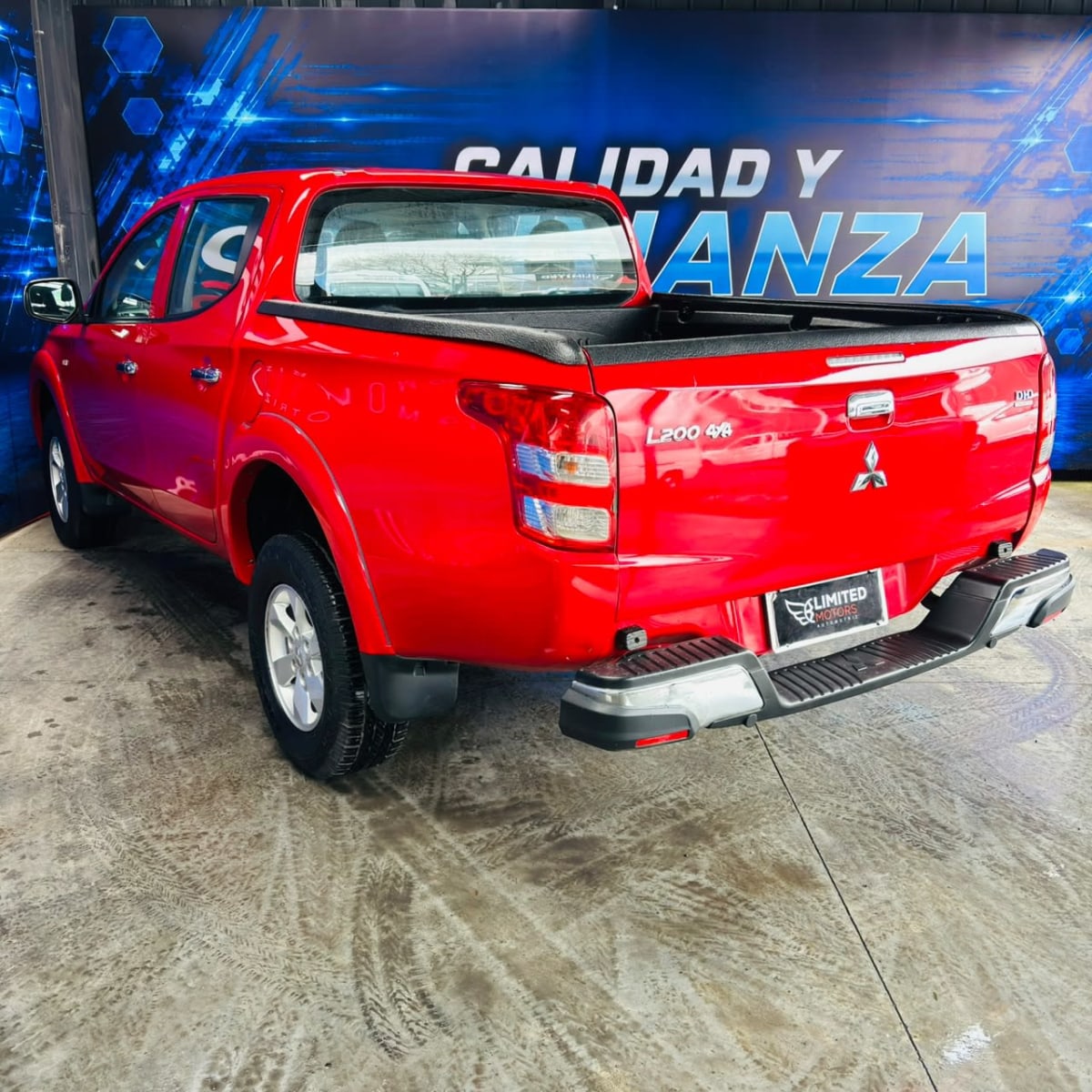 2019 Mitsubishi L200 KATANA CRT 4X4 2.4 - Miniatura 7