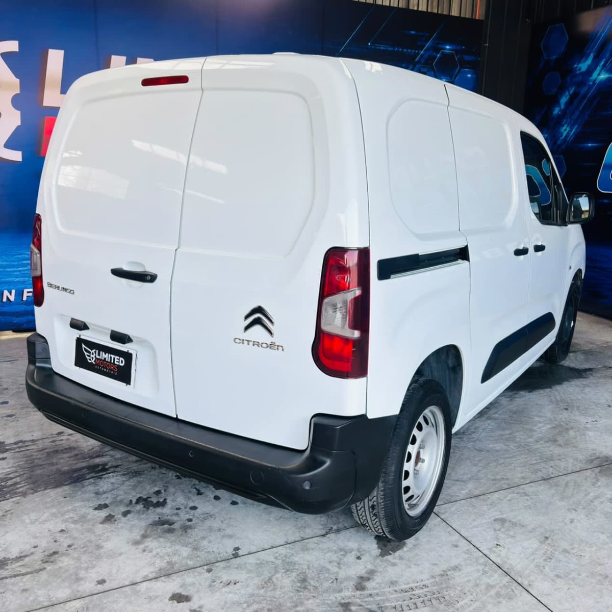 2022 Citroën BERLINGO K9 1.6 - Miniatura 8