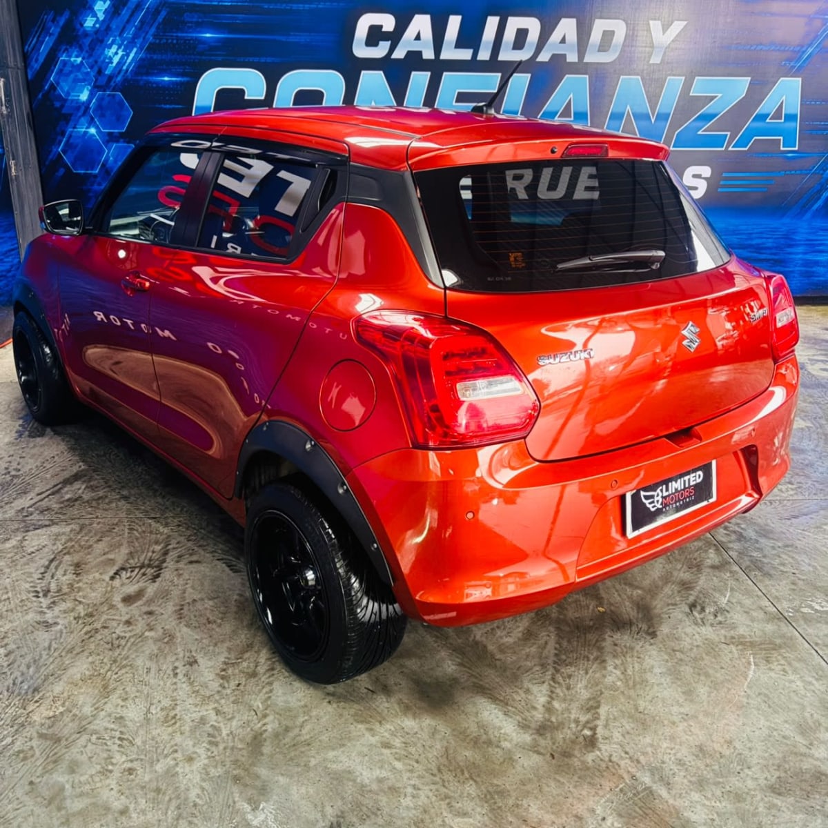 2024 Suzuki SWIFT GL SPORT HB 1.2 - Miniatura 7