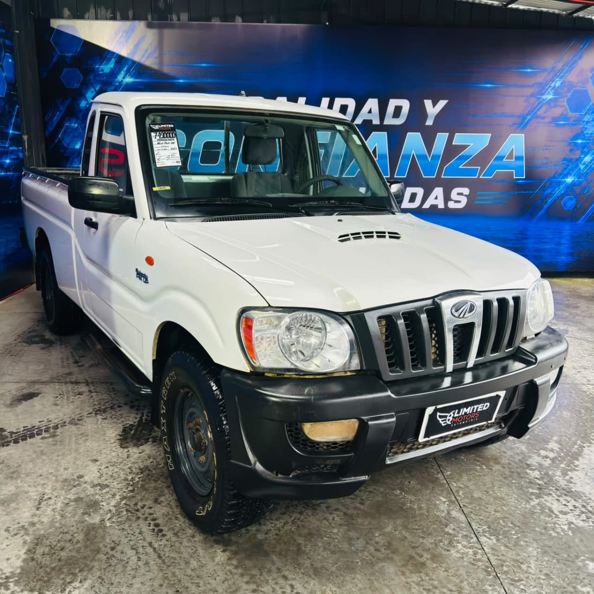 2017 Mahindra NEW PIK UP XL 2.2 - Miniatura 4
