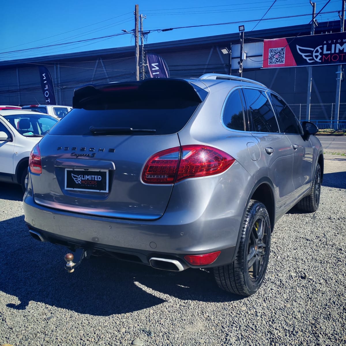2014 Porsche CAYENNE S V8 4.2 S - Miniatura 6