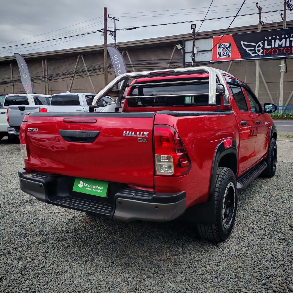 2022 Toyota HILUX D CAB DX 4X4 2.4 - Miniatura 7