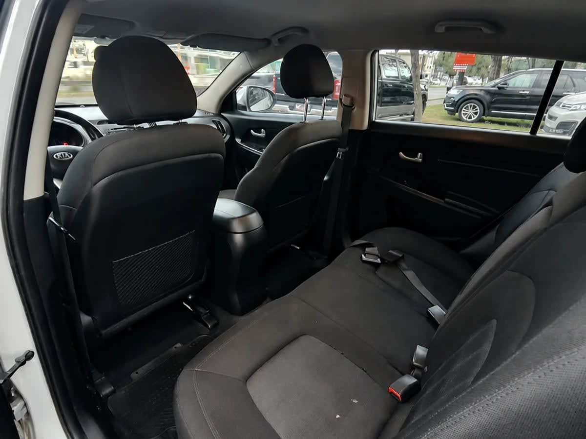 2014 Kia Sportage LX Plata - Miniatura 10