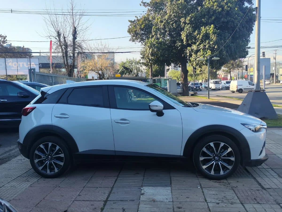 2019 Mazda Cx-3 2.0 Negro - Miniatura 4