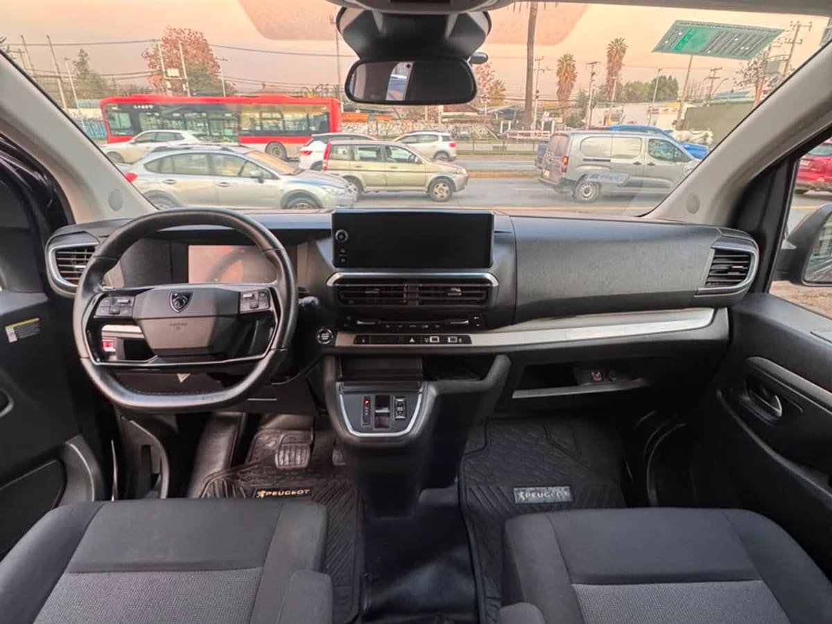 2025 PEUGEOT Traveller 2.0 Gris - Miniatura 6