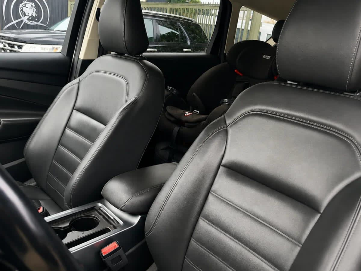 2018 Ford Escape 2.0 Plata - Miniatura 5