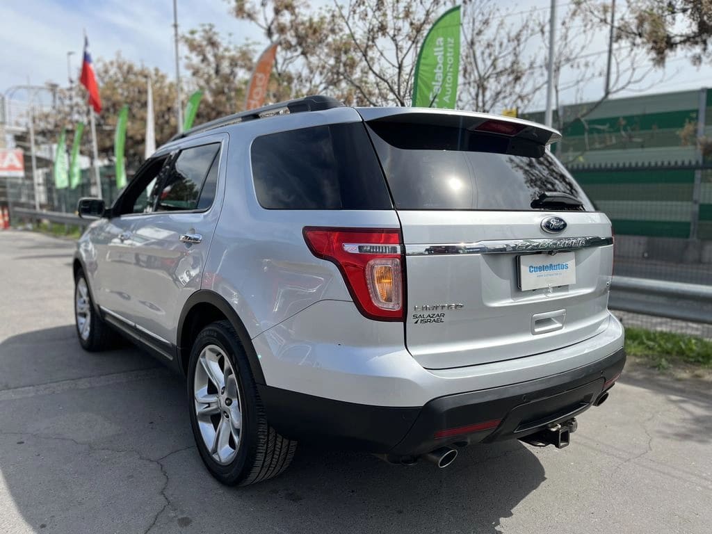 2015 Ford EXPLORER - Miniatura 8