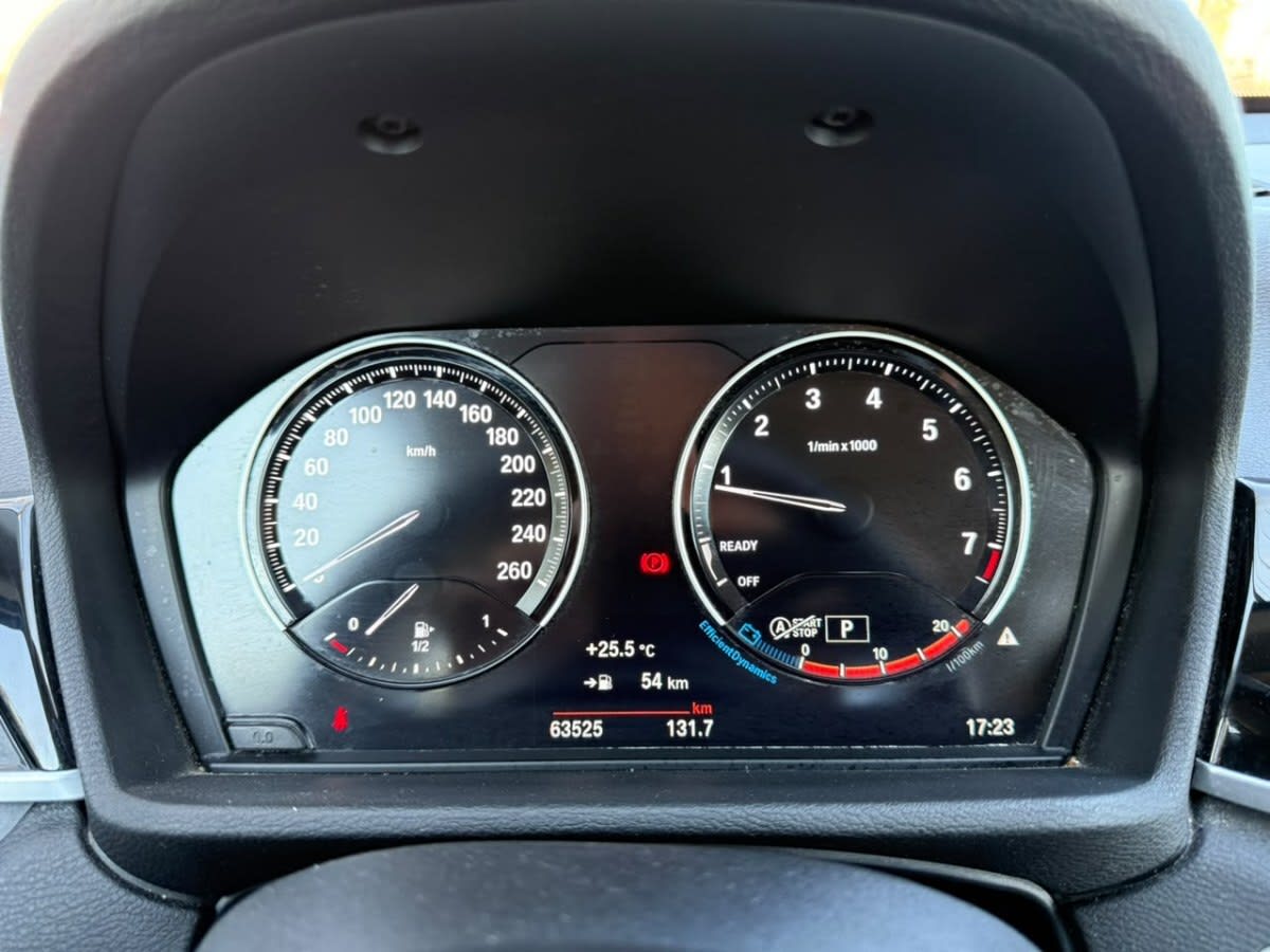2022 BMW X1 SDRIVE Azul - Miniatura 10